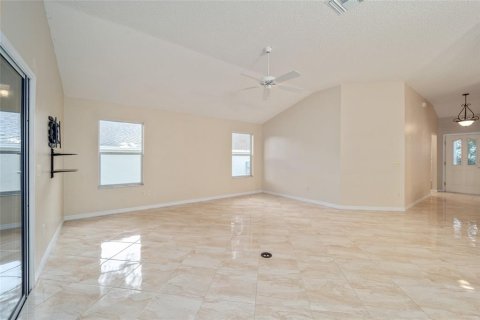 Casa en venta en The Villages, Florida, 3 dormitorios, 179.67 m2 № 1354025 - foto 19