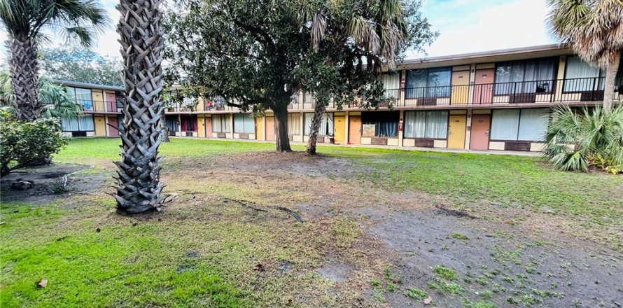 Condo in Orlando, Florida, 2 rooms  № 1354068