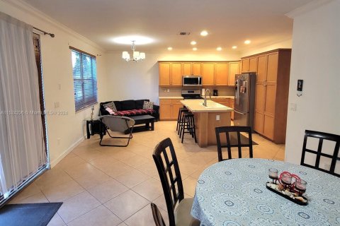 Casa en venta en Miramar, Florida, 4 dormitorios, 202.53 m2 № 980653 - foto 5