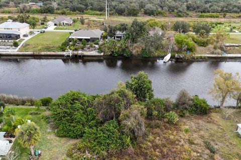 Terrain à vendre à Punta Gorda, Floride № 962913 - photo 3