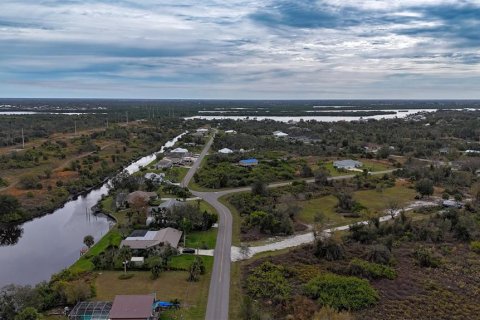 Terrain à vendre à Punta Gorda, Floride № 962913 - photo 7