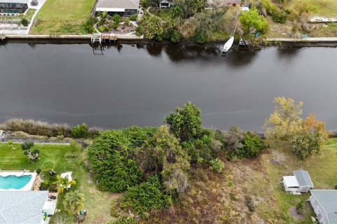 Terreno en venta en Punta Gorda, Florida № 962913 - foto 4