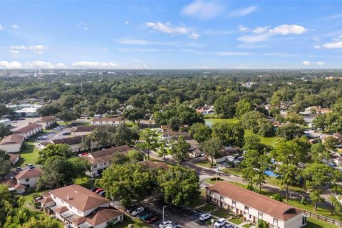 Townhouse in Tampa, Florida 3 bedrooms, 110.37 sq.m. № 1347169 - photo 28