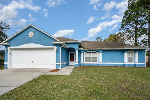 House in Palm Bay, Florida 3 bedrooms, 144.56 sq.m. № 1001320 - photo 1