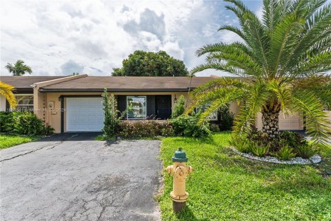 Casa en venta en Miramar, Florida, 2 dormitorios, 88.91 m2 № 1332596 - foto 21