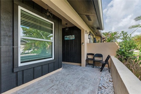 Casa en venta en Miramar, Florida, 2 dormitorios, 88.91 m2 № 1332596 - foto 22