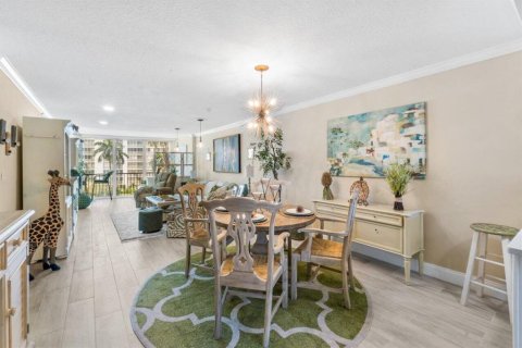 Condominio en venta en Highland Beach, Florida, 1 dormitorio, 91.14 m2 № 543475 - foto 15