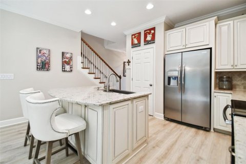 Adosado en venta en Tampa, Florida, 3 dormitorios, 216.74 m2 № 1352965 - foto 8