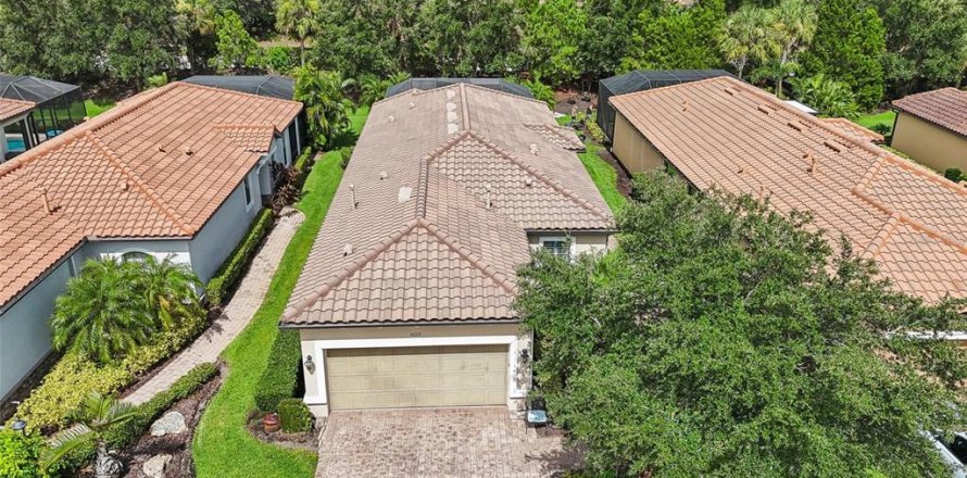 Villa ou maison à Lakewood Ranch, Floride 2 chambres, 156.45 m2 № 1353001