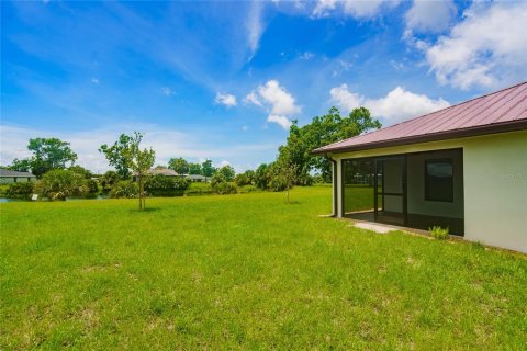 House in Punta Gorda, Florida 4 bedrooms, 170.29 sq.m. № 1421198 - photo 29