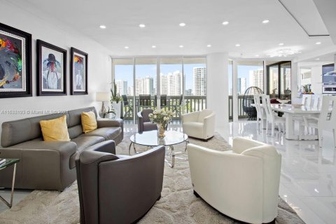 Condo in Aventura, Florida, 3 bedrooms  № 1309358 - photo 8