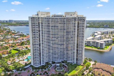 Copropriété à vendre à Aventura, Floride: 3 chambres, 141.21 m2 № 1309358 - photo 1