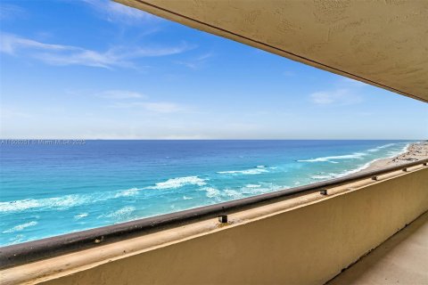 Copropriété à vendre à Miami Beach, Floride: 2 chambres, 93.37 m2 № 1333507 - photo 5