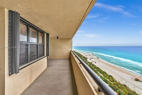 Copropriété à vendre à Miami Beach, Floride: 2 chambres, 93.37 m2 № 1333507 - photo 6