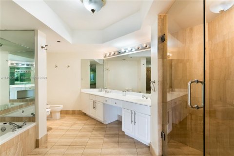 Copropriété à vendre à Aventura, Floride: 3 chambres, 169.08 m2 № 1333505 - photo 16