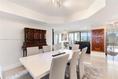 Copropriété à vendre à Aventura, Floride: 3 chambres, 169.08 m2 № 1333505 - photo 7