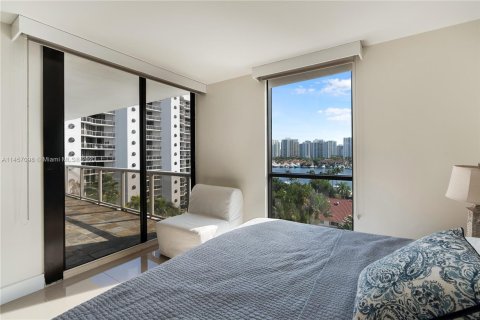 Condo in Aventura, Florida, 3 bedrooms  № 1333505 - photo 14