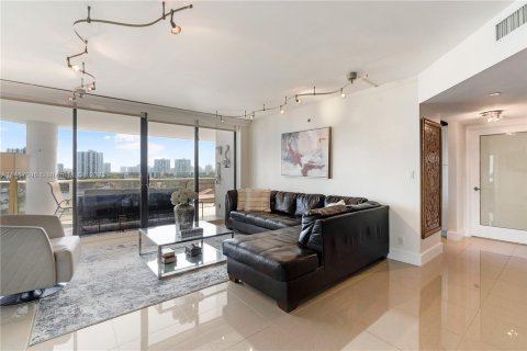 Condominio en venta en Aventura, Florida, 3 dormitorios, 169.08 m2 № 1333505 - foto 6