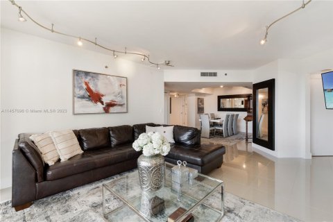 Condo in Aventura, Florida, 3 bedrooms  № 1333505 - photo 5