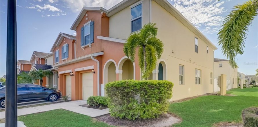 Townhouse in Kissimmee, Florida 4 bedrooms, 165.55 sq.m. № 1353007