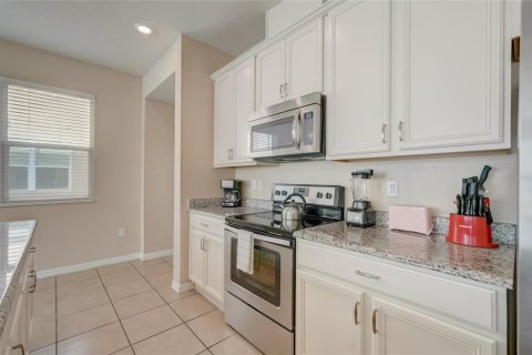 Touwnhouse à vendre à Kissimmee, Floride: 4 chambres, 165.55 m2 № 1353007 - photo 9