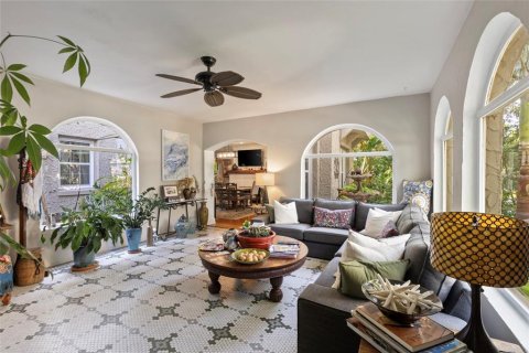 Casa en venta en Saint Petersburg, Florida, 5 dormitorios, 334.36 m2 № 1352934 - foto 10