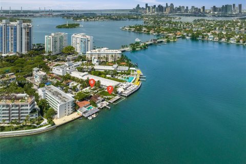 Купить земельный участок в Майами-Бич, Флорида № 638286 - фото 8