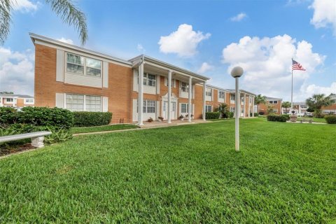 Condominio en venta en Port Charlotte, Florida, 2 dormitorios, 99.5 m2 № 520836 - foto 3