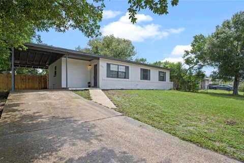 Villa ou maison à vendre à Deltona, Floride: 3 chambres, 97.55 m2 № 1350009 - photo 2