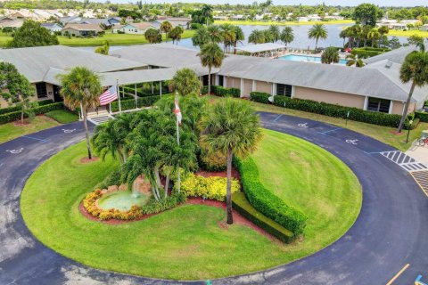 Villa ou maison à vendre à West Palm Beach, Floride: 2 chambres, 137.4 m2 № 1185463 - photo 26