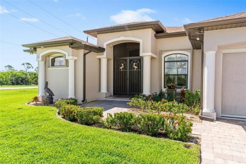 Villa ou maison à vendre à Port Charlotte, Floride: 3 chambres, 199.46 m2 № 1338445 - photo 10