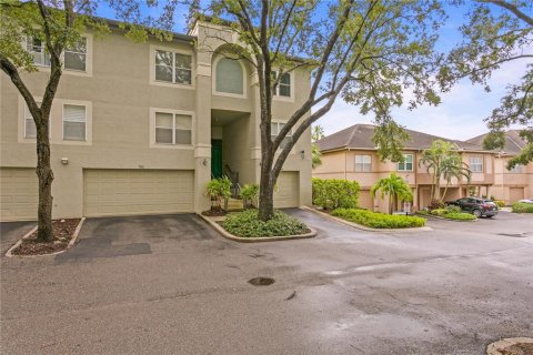 Copropriété à vendre à Tampa, Floride: 1 chambre, 100.71 m2 № 1338419 - photo 1