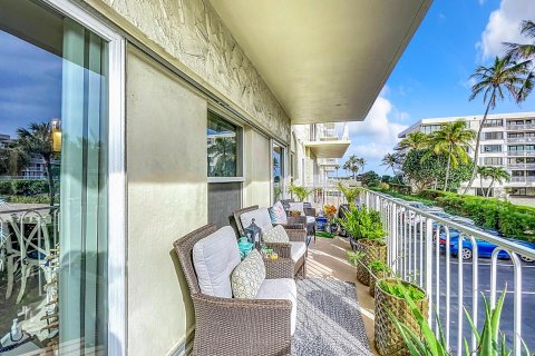 Copropriété à vendre à Palm Beach, Floride: 2 chambres, 109.25 m2 № 976842 - photo 15