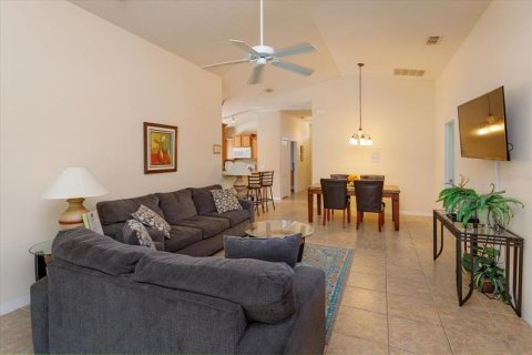 Casa en venta en Davenport, Florida, 5 dormitorios, 156.08 m2 № 221124 - foto 14