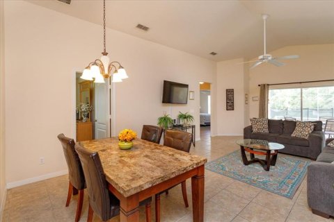Casa en venta en Davenport, Florida, 5 dormitorios, 156.08 m2 № 221124 - foto 11
