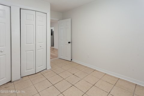 Duplex in Jacksonville, Florida 4 bedrooms, 97.55 sq.m. № 861944 - photo 19