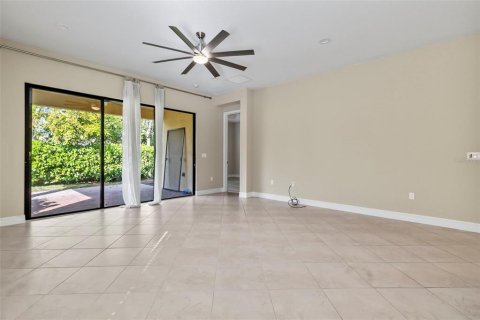 House in Naples, Florida 3 bedrooms, 170.57 sq.m. № 842468 - photo 16