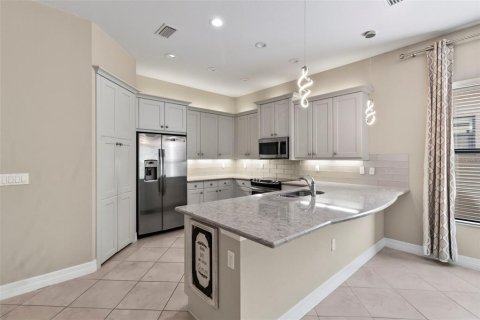 House in Naples, Florida 3 bedrooms, 170.57 sq.m. № 842468 - photo 20