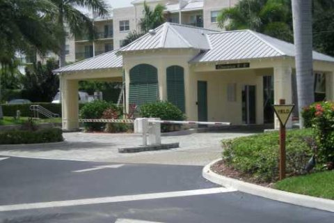 Condo in Boca Raton, Florida, 1 bedroom  № 1096713 - photo 16