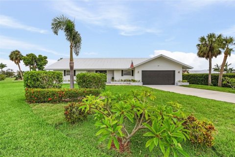 Casa en venta en Punta Gorda, Florida, 3 dormitorios, 151.34 m2 № 731513 - foto 2