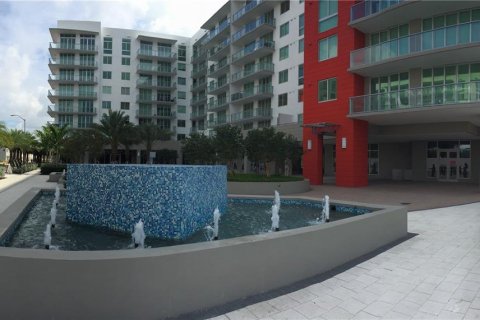 Condo in Doral, Florida, 2 bedrooms  № 1383543 - photo 3