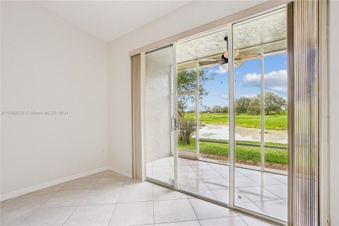 House in Sunrise, Florida 3 bedrooms, 133.22 sq.m. № 1383521 - photo 16