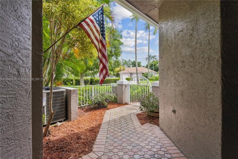 Villa ou maison à vendre à Sunrise, Floride: 3 chambres, 133.22 m2 № 1383521 - photo 6