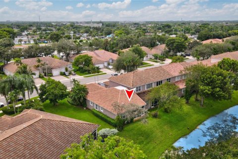 Villa ou maison à vendre à Sunrise, Floride: 3 chambres, 133.22 m2 № 1383521 - photo 4