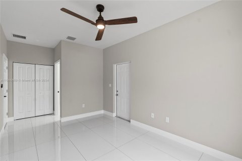 Casa en venta en Pompano Beach, Florida, 4 dormitorios, 150.32 m2 № 1383522 - foto 12