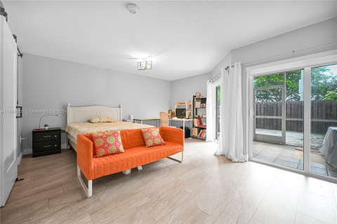 Copropriété à vendre à Miami, Floride: 3 chambres, 166.3 m2 № 1383544 - photo 28