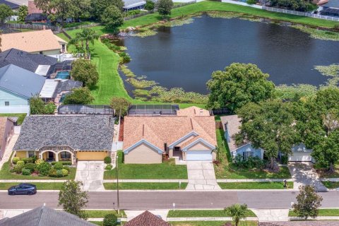 Villa ou maison à vendre à Tampa, Floride: 4 chambres, 218.04 m2 № 1344203 - photo 2