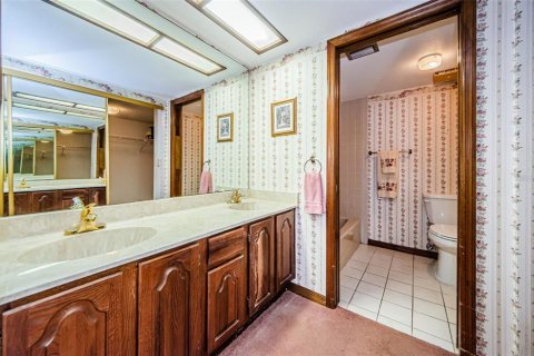 Copropriété à vendre à Clearwater, Floride: 2 chambres, 103.59 m2 № 1344196 - photo 24