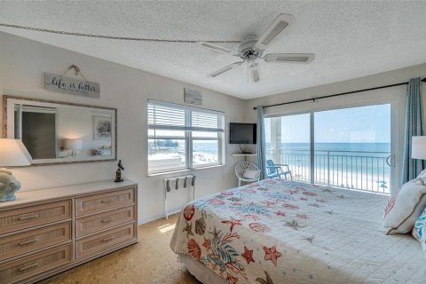 Copropriété à vendre à Madeira Beach, Floride: 2 chambres, 103.12 m2 № 1344198 - photo 26