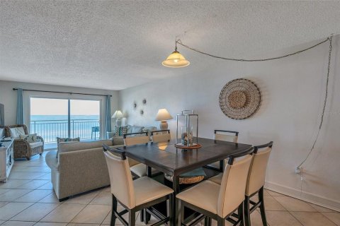 Copropriété à vendre à Madeira Beach, Floride: 2 chambres, 103.12 m2 № 1344198 - photo 19